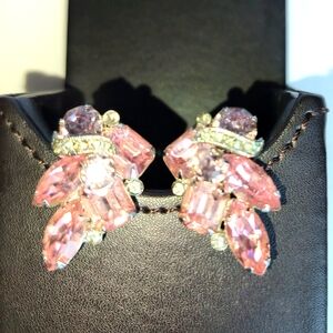 Vintage Eisenberg Pink Crystal Rhinestone Earrings Clip On Silver